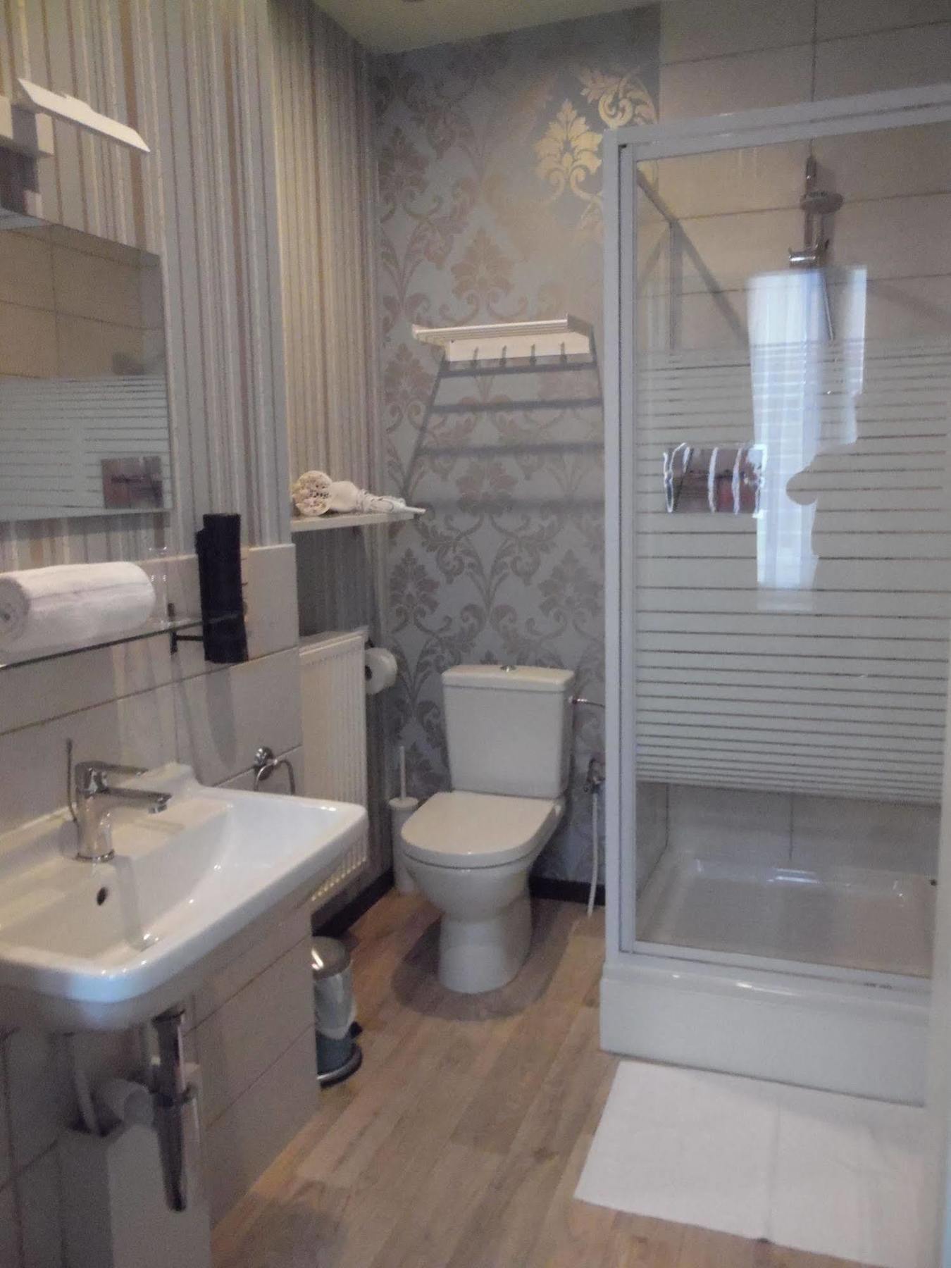 Cathedral Hotel 3*
